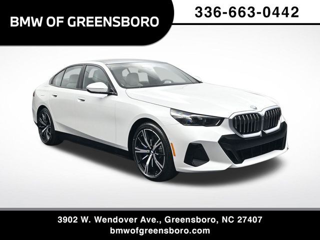 2026 BMW 5 Series 550e's photo