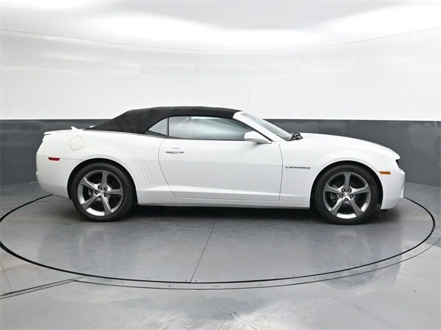 2013 Chevrolet Camaro 2LT photo 3