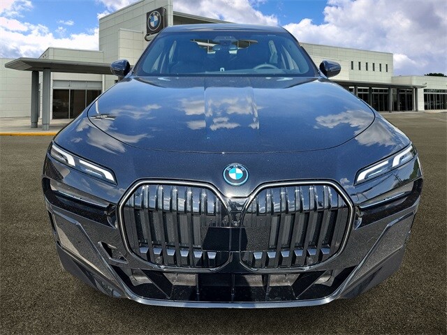 2025 Bmw i7 xDrive60 photo 2
