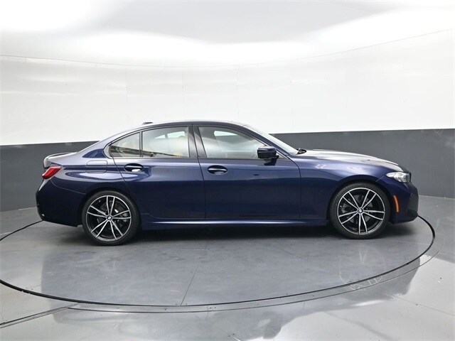 2023 Bmw 330i photo 2