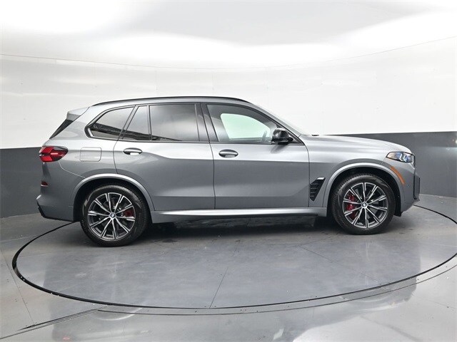 2025 Bmw X5 M60i photo 3
