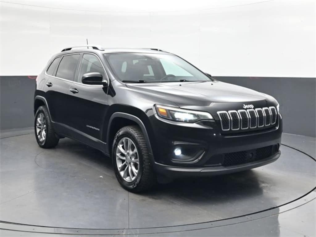 Used 2021 Jeep Cherokee Latitude Plus SUV