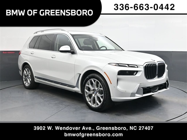 2024 BMW X7 40i's photo