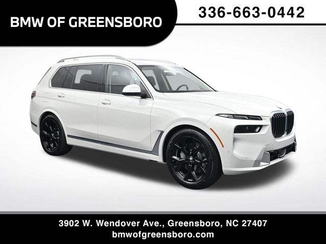 2026 BMW X7 40i's photo
