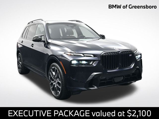 2023 BMW X7 M60i's photo