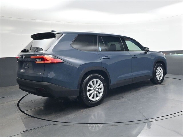 2024 Toyota Grand Highlander XLE photo 4