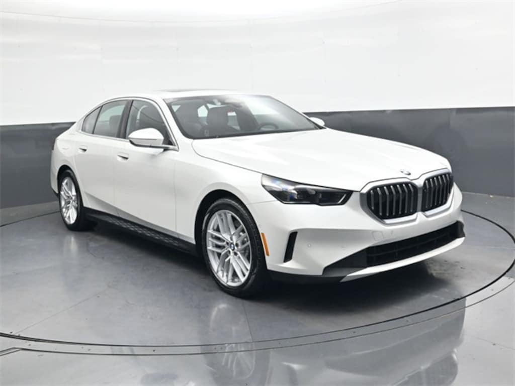 Used 2025 BMW 530i  Sedan