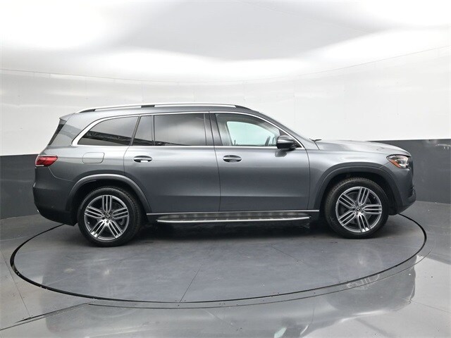2021 Mercedes Benz GLS 450 4MATIC photo 2