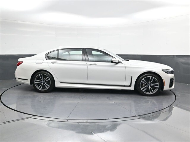 2022 Bmw 750i xDrive Sedan photo 3