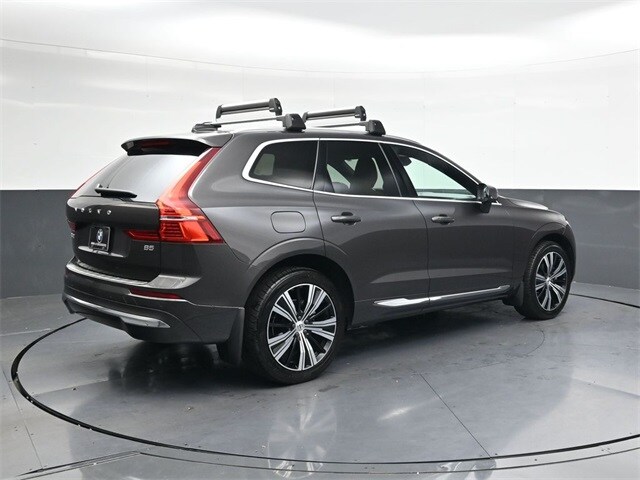 2022 Volvo XC60 B5 Inscription photo 4