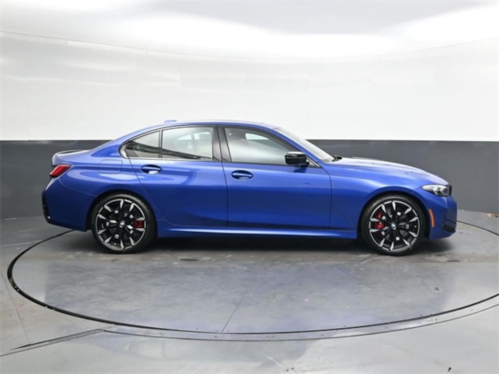 New 2026 BMW 330i NA Sedan