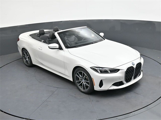 2025 Bmw 430i Convertible photo 2