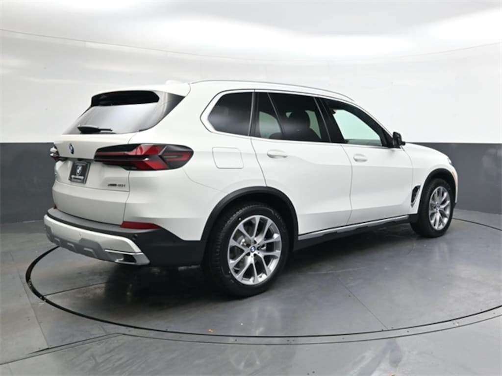 New 2026 BMW X5 xDrive40i SUV