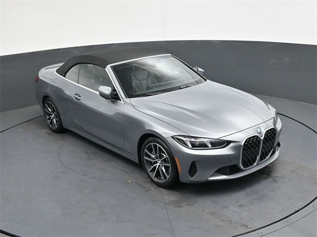 2025 Bmw 430i Convertible photo 2