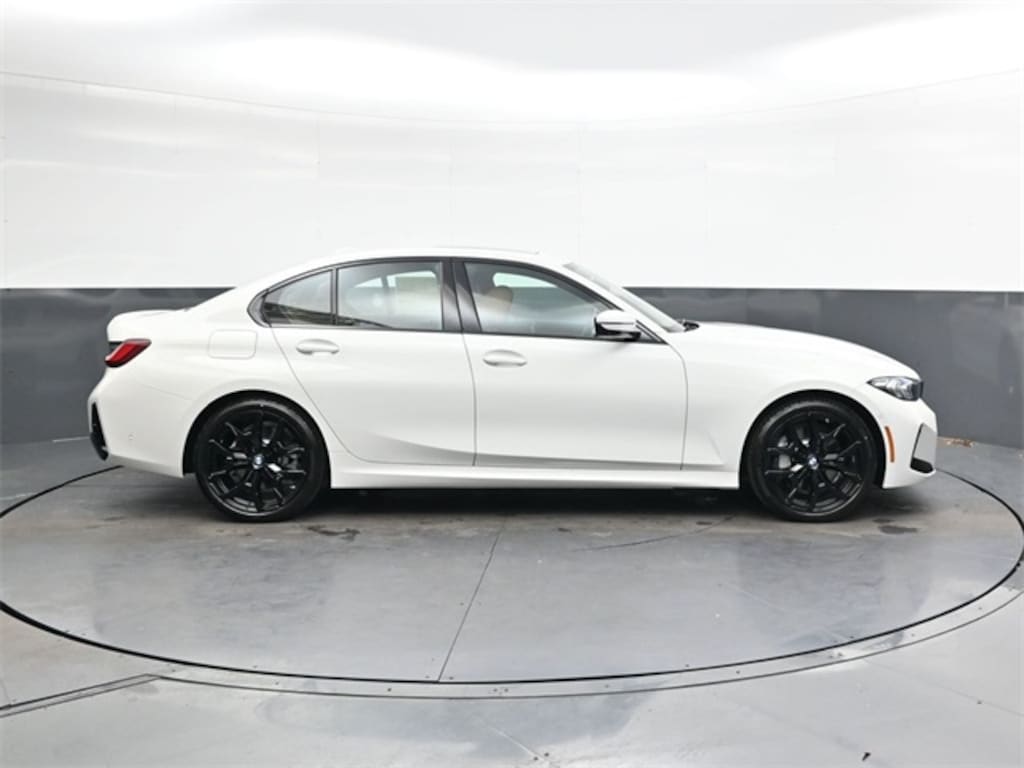 New 2026 BMW 330i xDrive Sedan