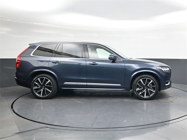2024 Volvo XC90 Ultimate photo 3