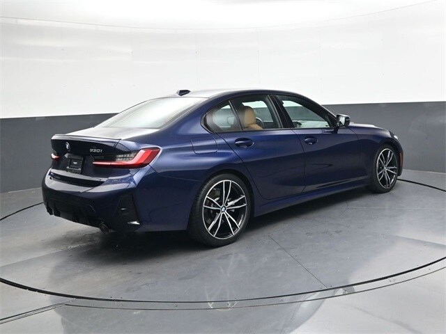 2023 Bmw 330i photo 3