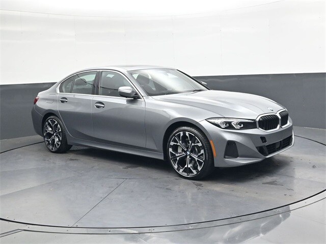 2025 Bmw 330i photo 2