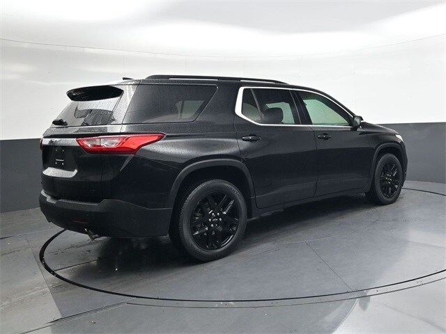 2021 Chevrolet Traverse Leather photo 4