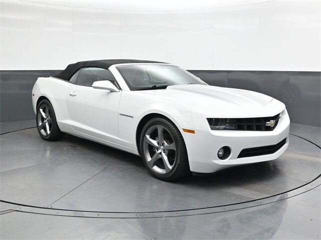 2013 Chevrolet Camaro 2LT photo 2