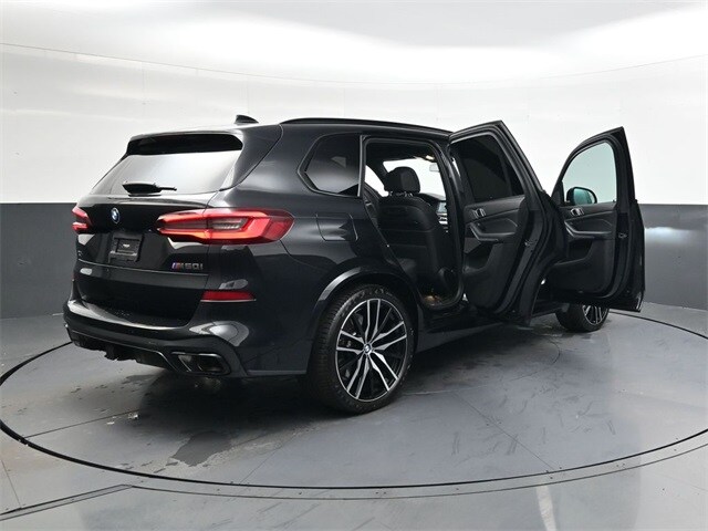 2023 Bmw X5 M50i photo 4