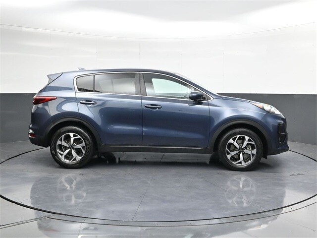 2021 Kia Sportage LX photo 2