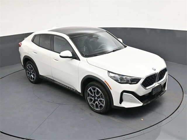 2025 Bmw X2 xDrive28i photo 2