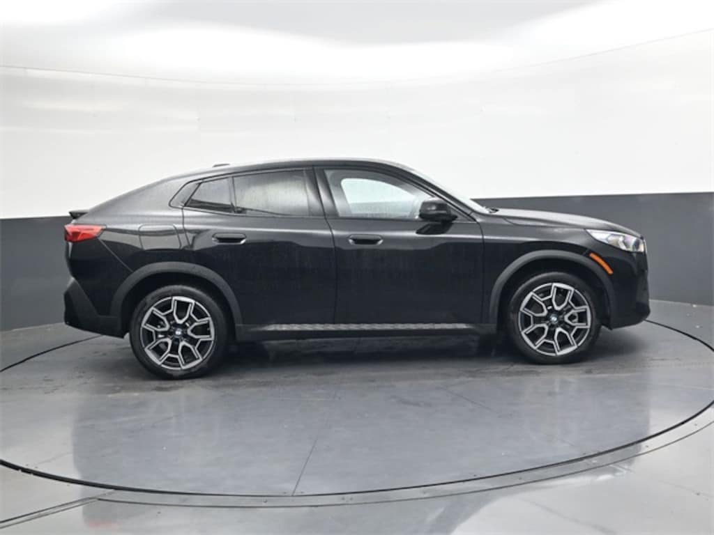 Used 2025 BMW X2 xDrive28i SUV