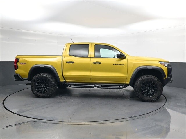 2023 Chevrolet Colorado Trail Boss photo 3