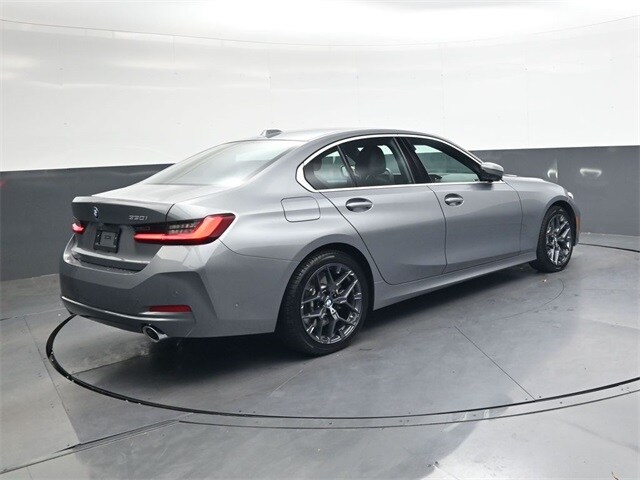 2025 Bmw 330i photo 4