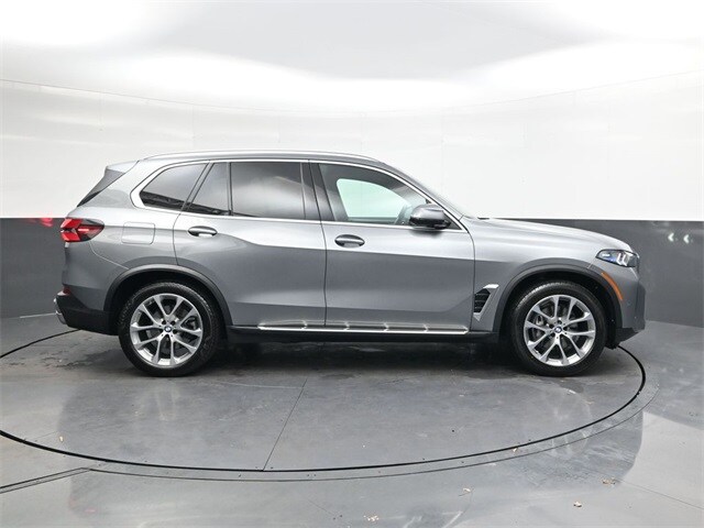 2024 Bmw X5 xDrive40i photo 2