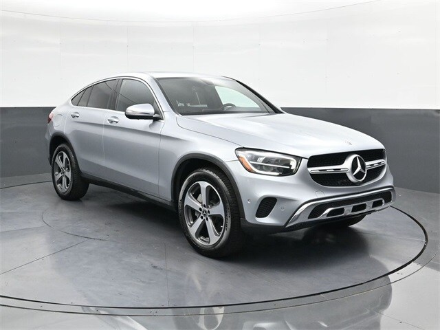 2021 Mercedes Benz GLC 300 4MATIC Coupe photo 2