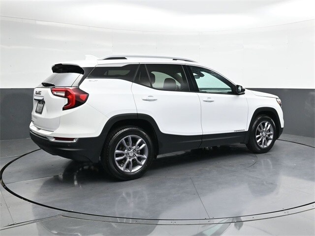 2023 Gmc Terrain SLT photo 3