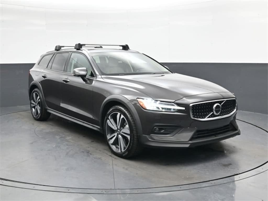 Used 2024 Volvo V60 Cross Country B5 Plus Wagon