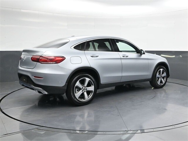 2021 Mercedes Benz GLC 300 4MATIC Coupe photo 4