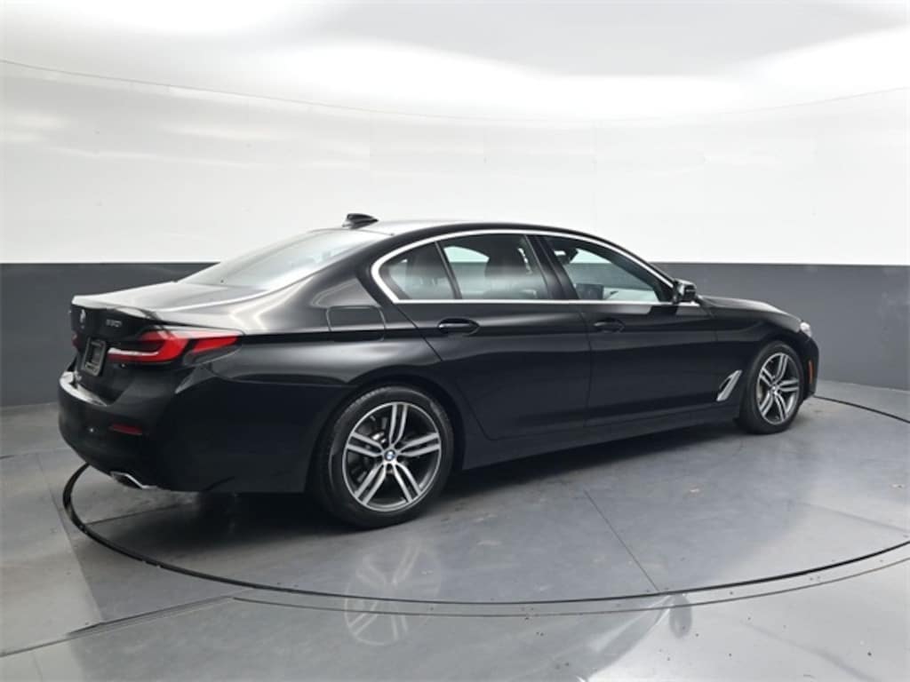 Used 2021 BMW 530i xDrive Sedan