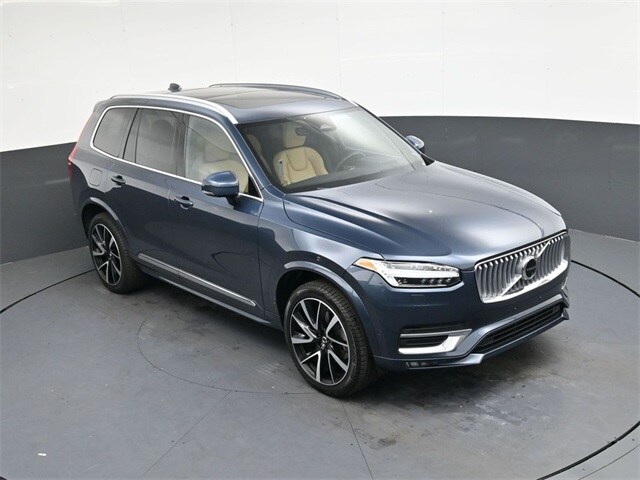 2024 Volvo XC90 Ultimate photo 2
