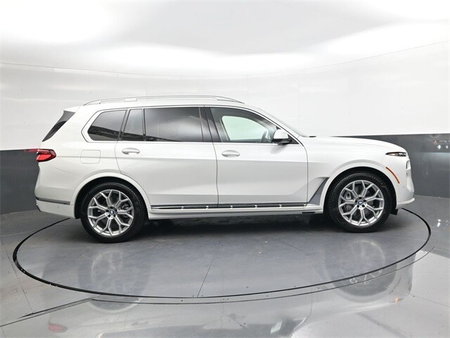 2025 Bmw X7 xDrive40i photo 3