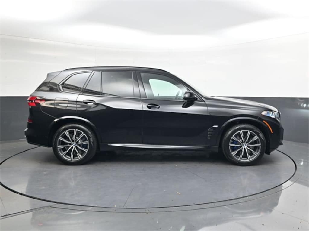 New 2026 BMW X5 PHEV xDrive50e SUV