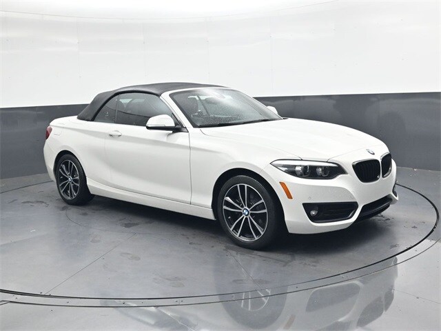 2020 Bmw 230i Convertible photo 2