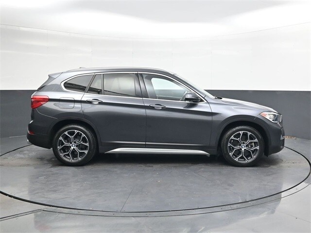2021 Bmw X1 XDrive28i photo 3