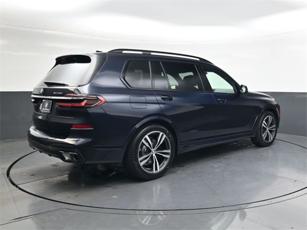 New 2026 BMW X7 xDrive40i SUV