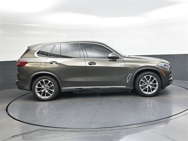 2023 Bmw X5 xDrive45e photo 3