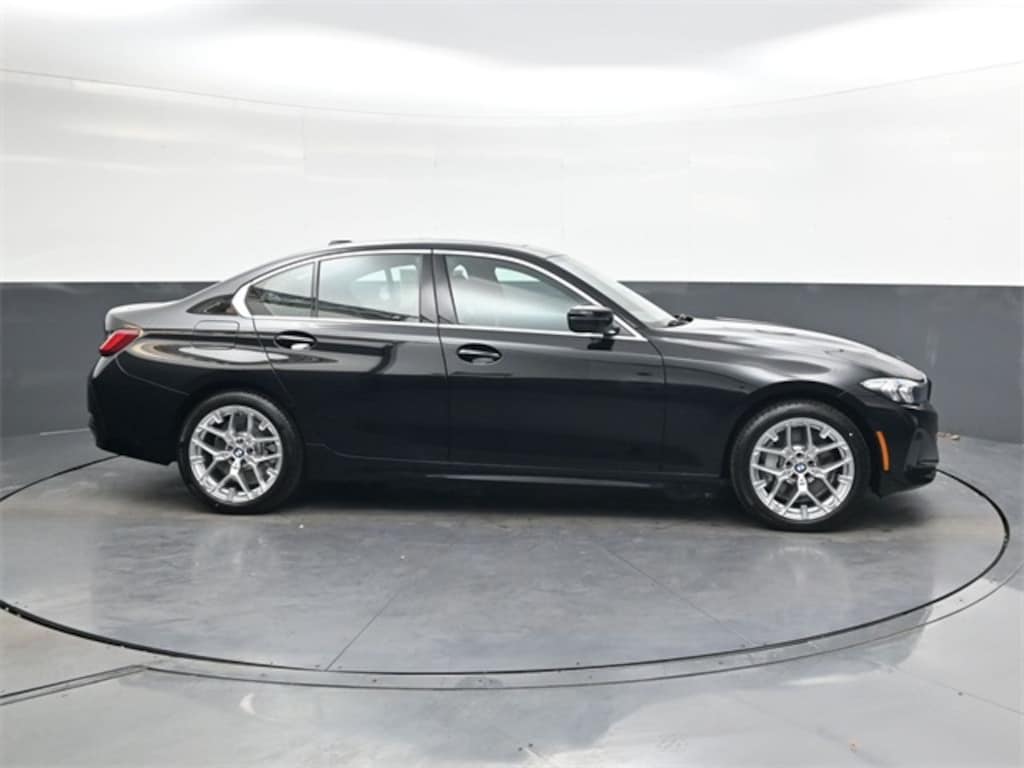 New 2026 BMW 330i xDrive Sedan