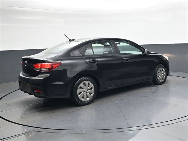 2020 Kia Rio LX photo 4