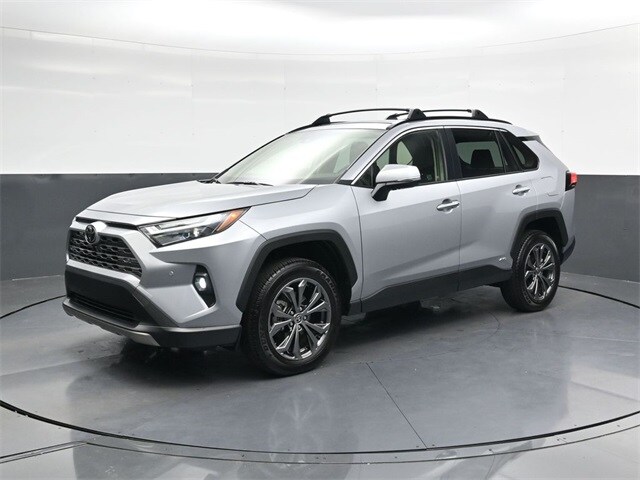 2025 Toyota RAV4 Hybrid Limited photo 2