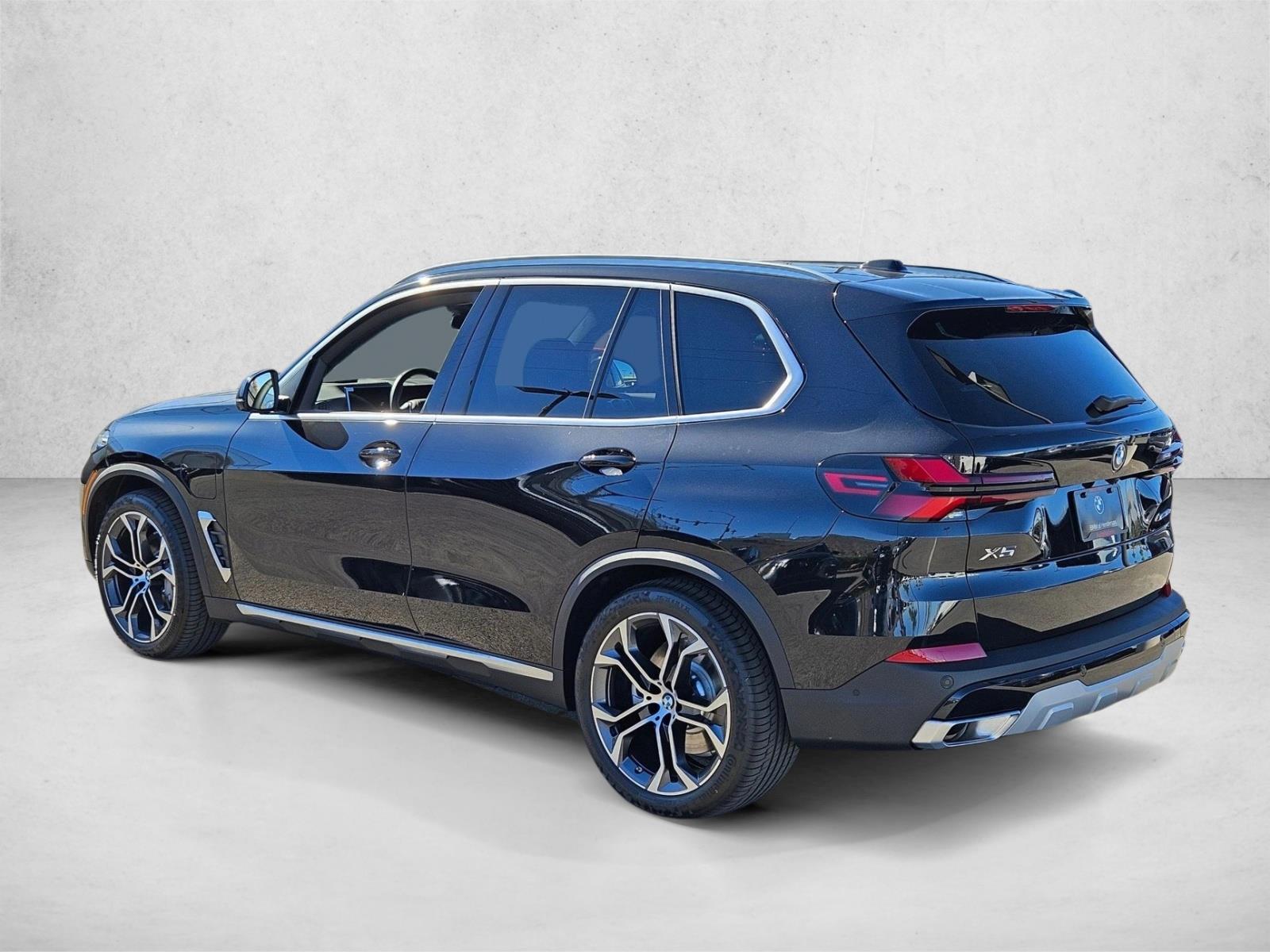 2026 BMW X5 50e - Photo 9