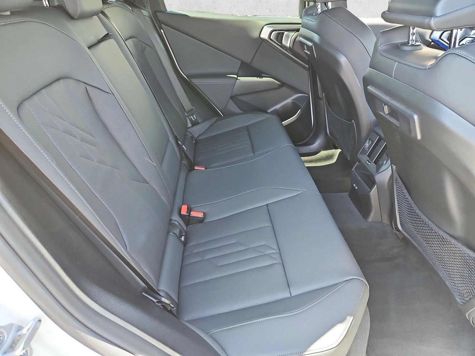 2026 BMW X3 30 - Photo 19