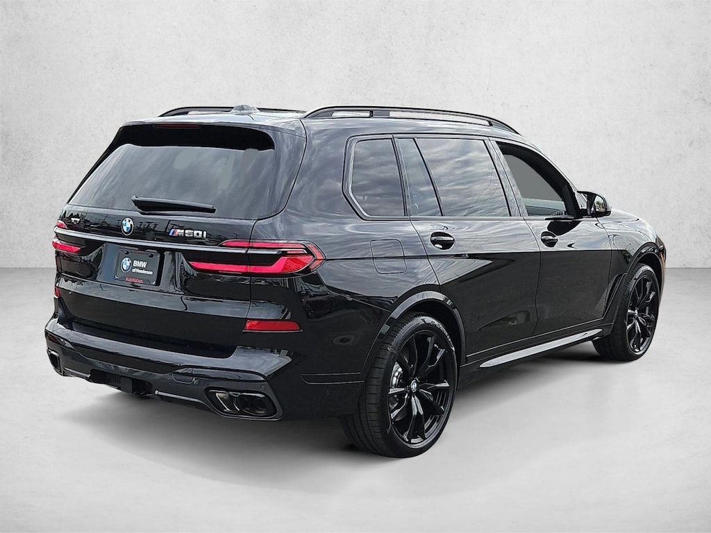 New 2027 BMW X7 M60i SUV