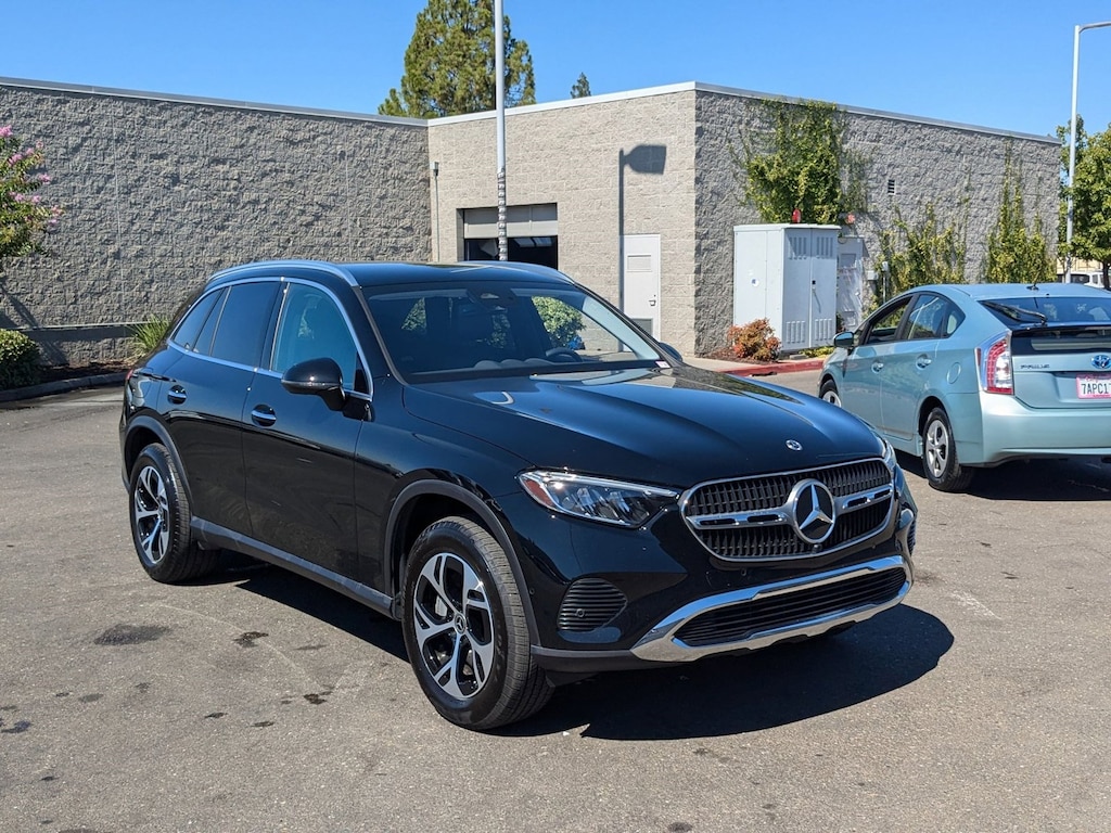 Used 2025 Mercedes-Benz GLC 350e 4MATIC SUV